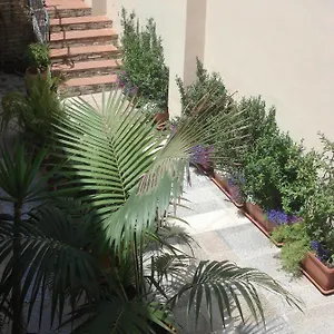 2* Affittacamere Il Giardino Segreto
